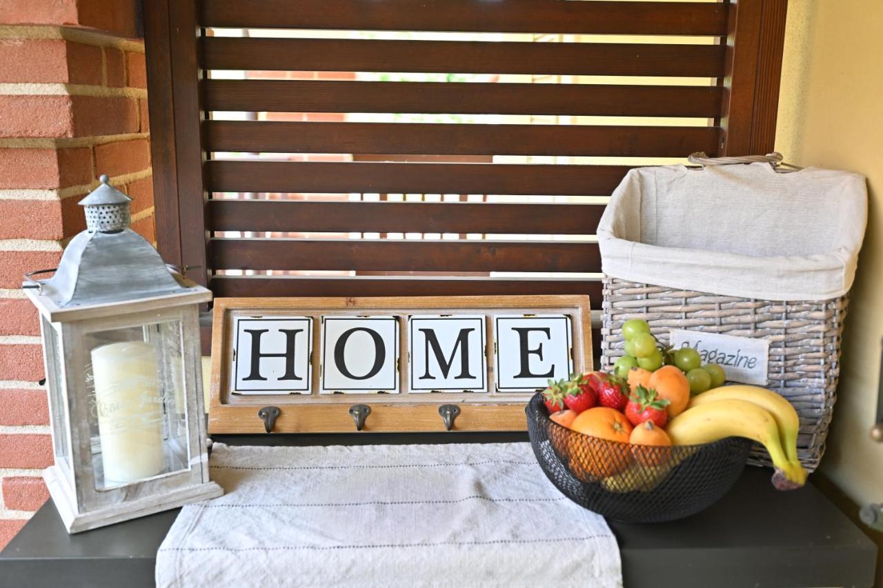 Aura Loving Home Con 4 Posti Letto, Cucina Completa, Terrazzo Ed Un Grande Parco Verde Serravalle d'Asti Dış mekan fotoğraf