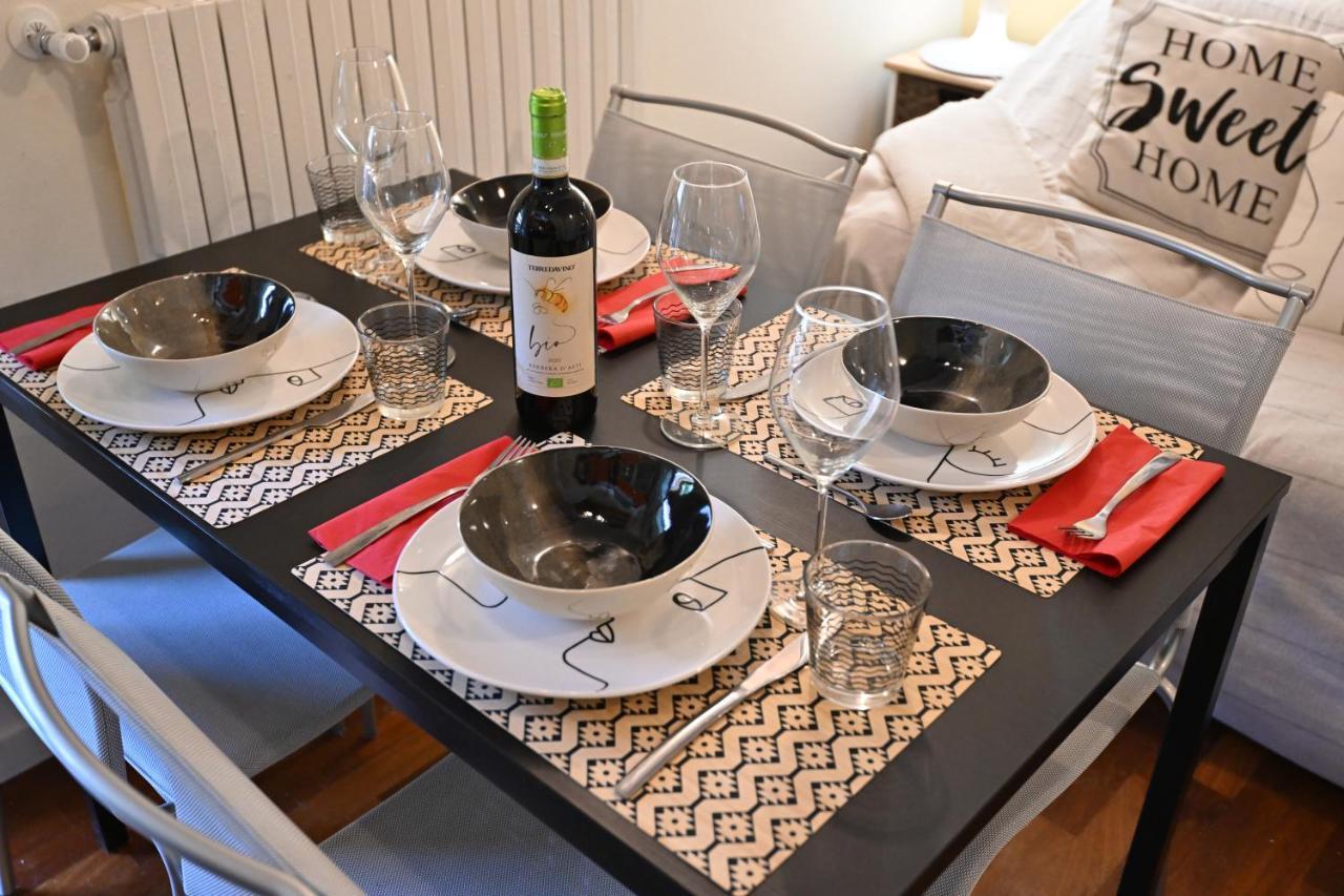 Aura Loving Home Con 4 Posti Letto, Cucina Completa, Terrazzo Ed Un Grande Parco Verde Serravalle d'Asti Dış mekan fotoğraf