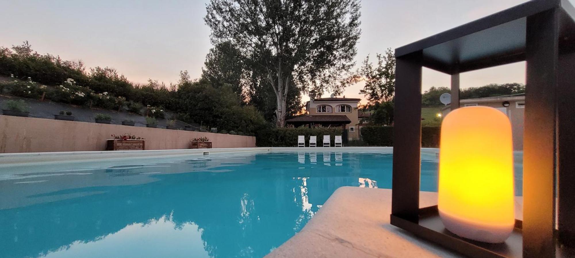Aura Loving Home Con 4 Posti Letto, Cucina Completa, Terrazzo Ed Un Grande Parco Verde Serravalle d'Asti Dış mekan fotoğraf