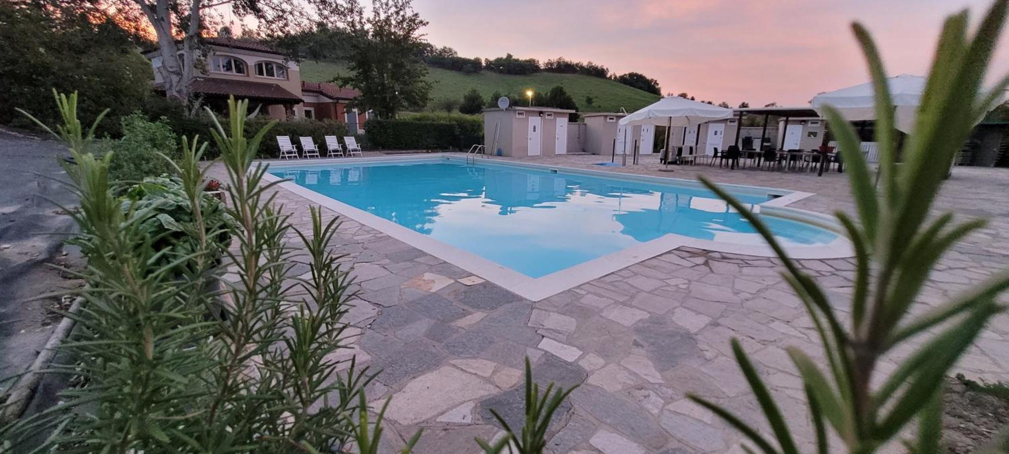 Aura Loving Home Con 4 Posti Letto, Cucina Completa, Terrazzo Ed Un Grande Parco Verde Serravalle d'Asti Dış mekan fotoğraf